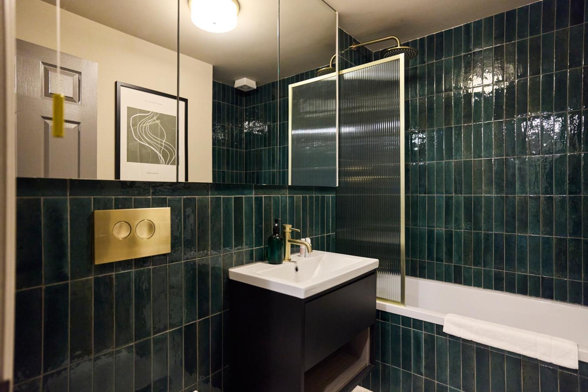 The Twickenham Wonder - Lovely 1Bdr Flat With Parking Exterior photo